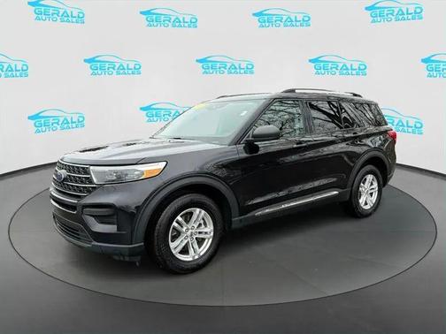 Agate Black Metallic 2022 Ford Explorer XLT