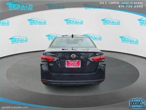 2021 Nissan Versa 1.6 SV