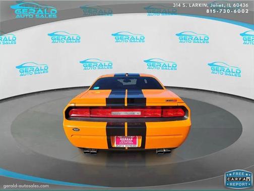 2014 Dodge Challenger SRT8