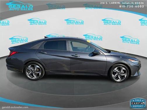 2023 Hyundai ELANTRA SEL