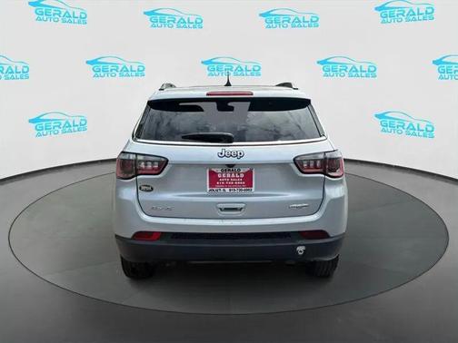 Silver Zynith Clear Coat 2024 Jeep Compass Latitude