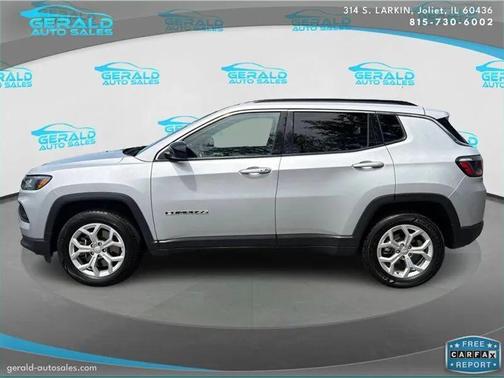 Silver Zynith Clear Coat 2024 Jeep Compass Latitude
