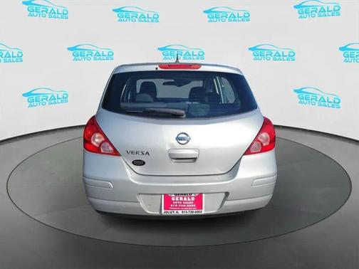 Brilliant Silver 2010 Nissan Versa 1.8 S