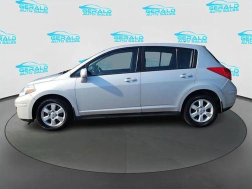 Brilliant Silver 2010 Nissan Versa 1.8 S