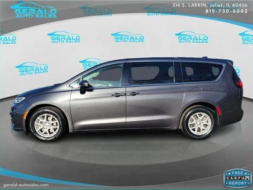 2023 Chrysler Pacifica Touring L