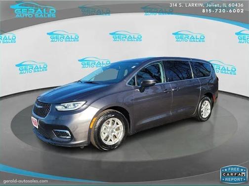 2023 Chrysler Pacifica Touring L