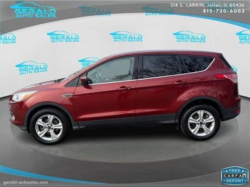Ruby Red Metallic Tinted Clearcoat 2015 Ford Escape SE