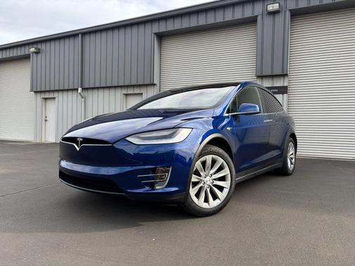 2020 Tesla Model X Long Range Plus Dual Motor All-Wheel Drive