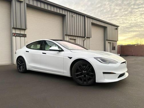 2023 Tesla Model S Standard Range