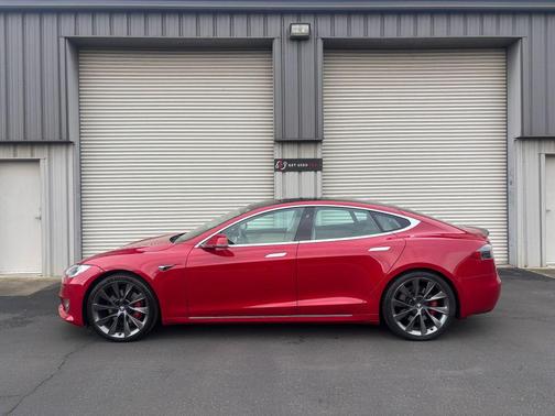 2019 Tesla Model S Performance