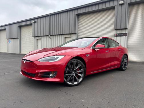2019 Tesla Model S Performance