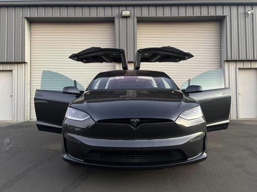 Stealth Grey 2024 Tesla Model X Long Range