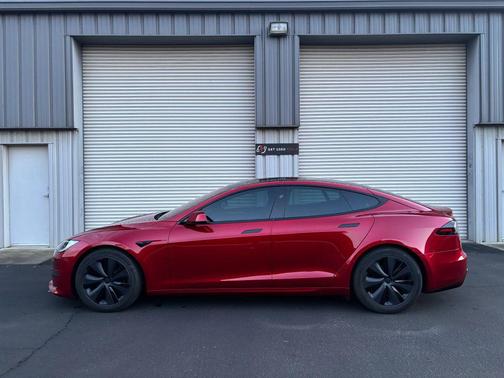 2025 Tesla Model S Rear-Wheel Drive