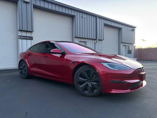 2025 Tesla Model S Rear-Wheel Drive