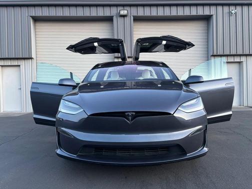 Gray 2023 Tesla Model X Standard Range