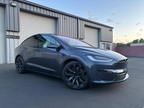 Gray 2023 Tesla Model X Standard Range
