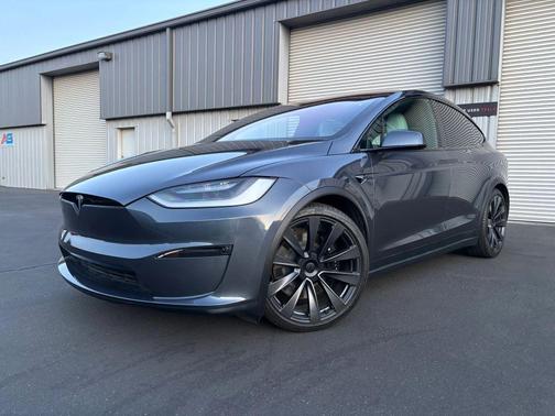 Gray 2023 Tesla Model X Standard Range