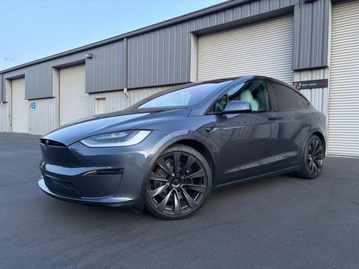Gray 2023 Tesla Model X Standard Range