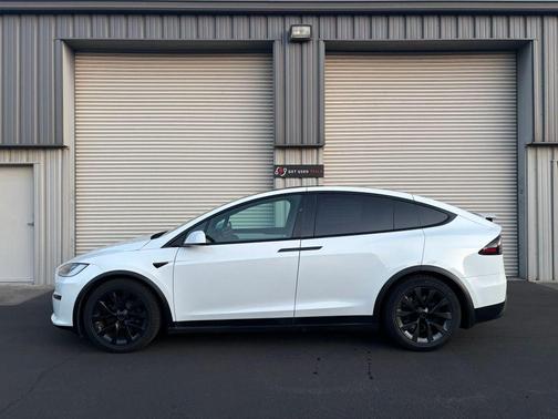 Pearl White Multi-Coat 2022 Tesla Model X Dual Motor All-Wheel Drive