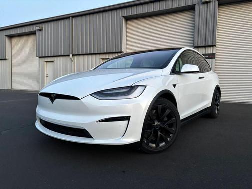 Pearl White Multi-Coat 2022 Tesla Model X Dual Motor All-Wheel Drive