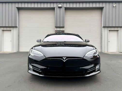 2018 Tesla Model S 100D