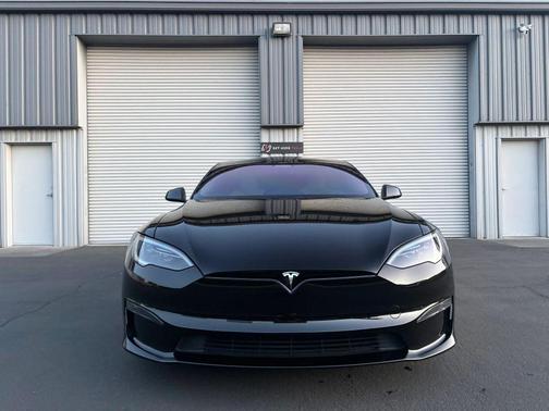 Solid Black 2023 Tesla Model S Standard Range