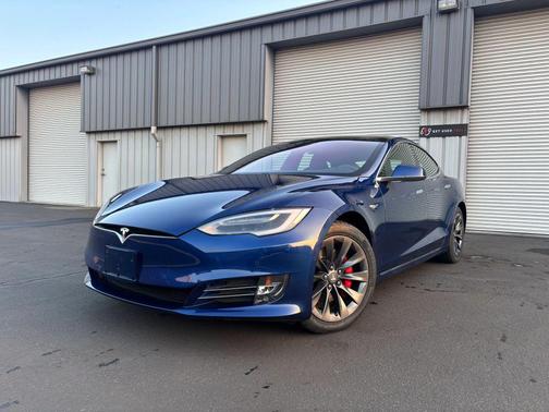 2019 Tesla Model S Long Range