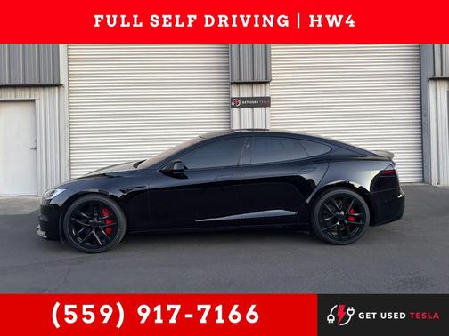 Solid Black 2023 Tesla Model S Plaid