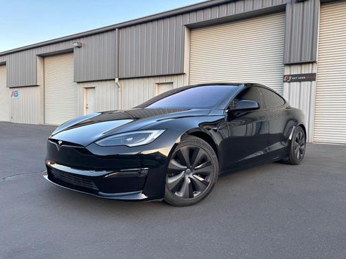 Solid Black 2023 Tesla Model S Standard Range