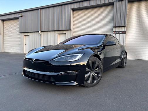 Solid Black 2023 Tesla Model S Standard Range