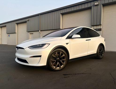2023 Tesla Model X Standard Range