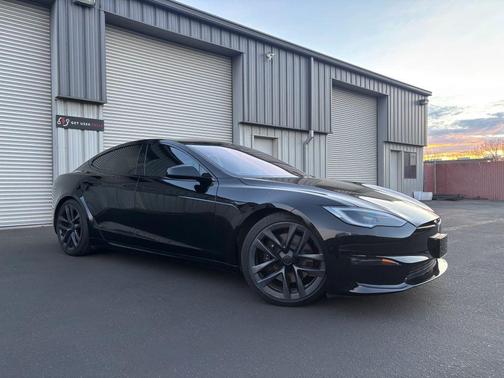 2023 Tesla Model S Standard Range