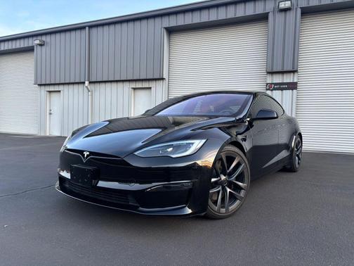 2023 Tesla Model S Standard Range