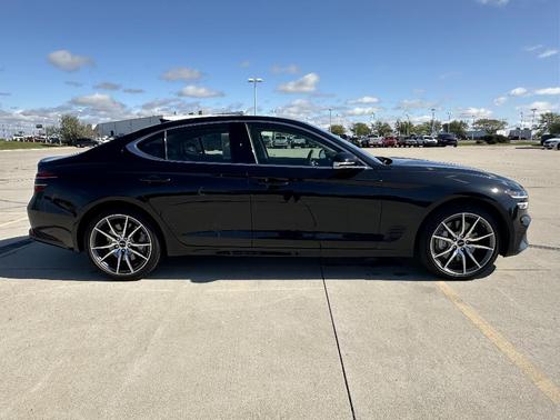 2025 Genesis G70 2.5T