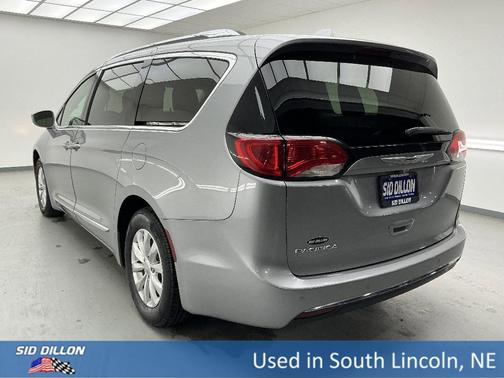 2018 Chrysler Pacifica Touring-L