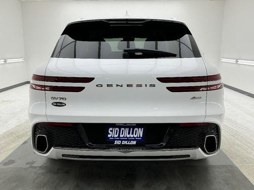 2023 Genesis GV70 2.5T
