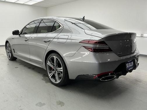 2025 Genesis G70 3.3T Sport Advanced