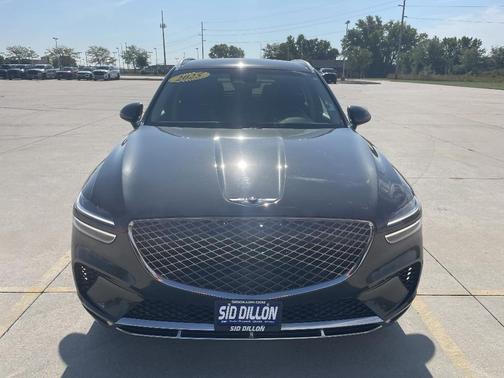 2025 Genesis GV70 2.5T