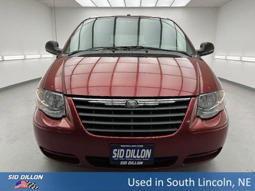 2006 Chrysler Town & Country Touring