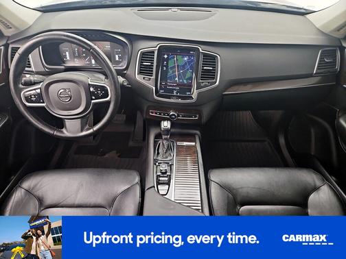2019 Volvo XC90 T5 Momentum