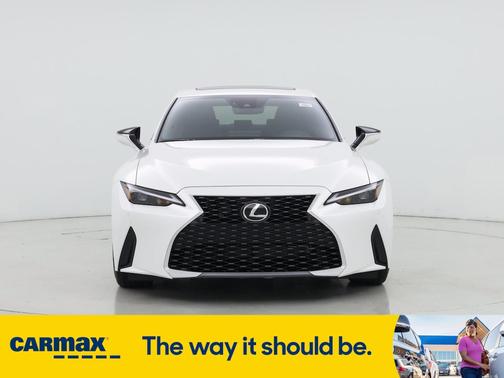 2024 Lexus IS 300