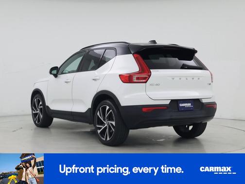 White 2021 Volvo XC40 T5 R-Design