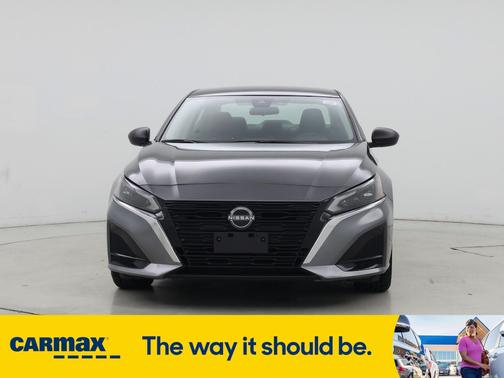 2024 Nissan Altima SV