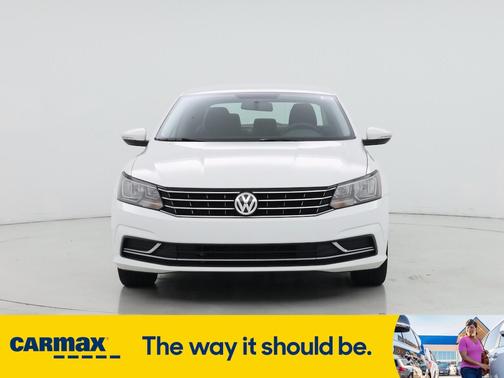 2017 Volkswagen Passat S
