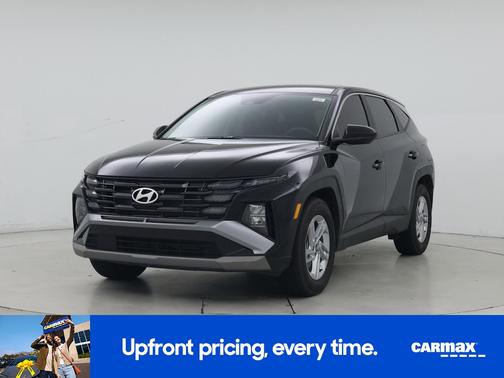 Black 2025 Hyundai TUCSON SE