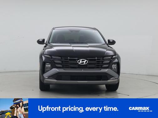 Black 2025 Hyundai TUCSON SE