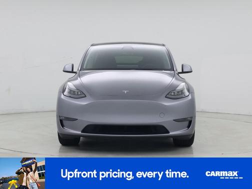 Gray 2025 Tesla Model Y Long Range
