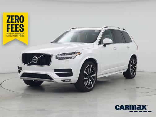 White 2019 Volvo XC90 T6 Momentum