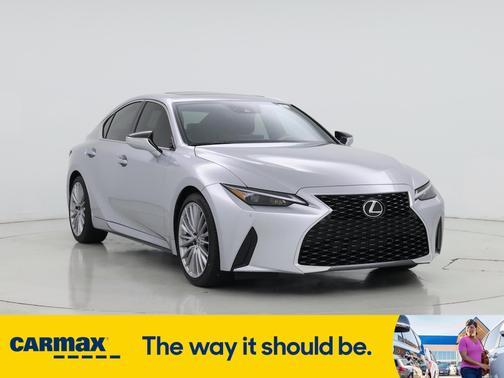 2024 Lexus IS 300