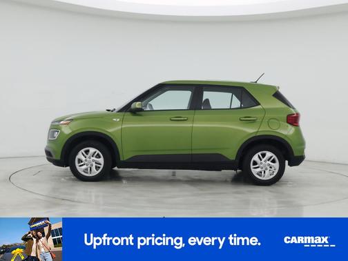 2023 Hyundai VENUE SE